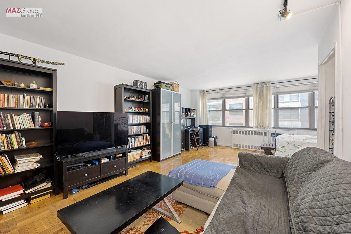 209 E 56th Street 7-K — photo