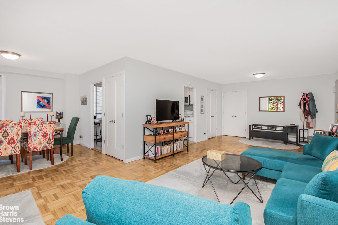 3333 Henry Hudson Parkway 2R — photo