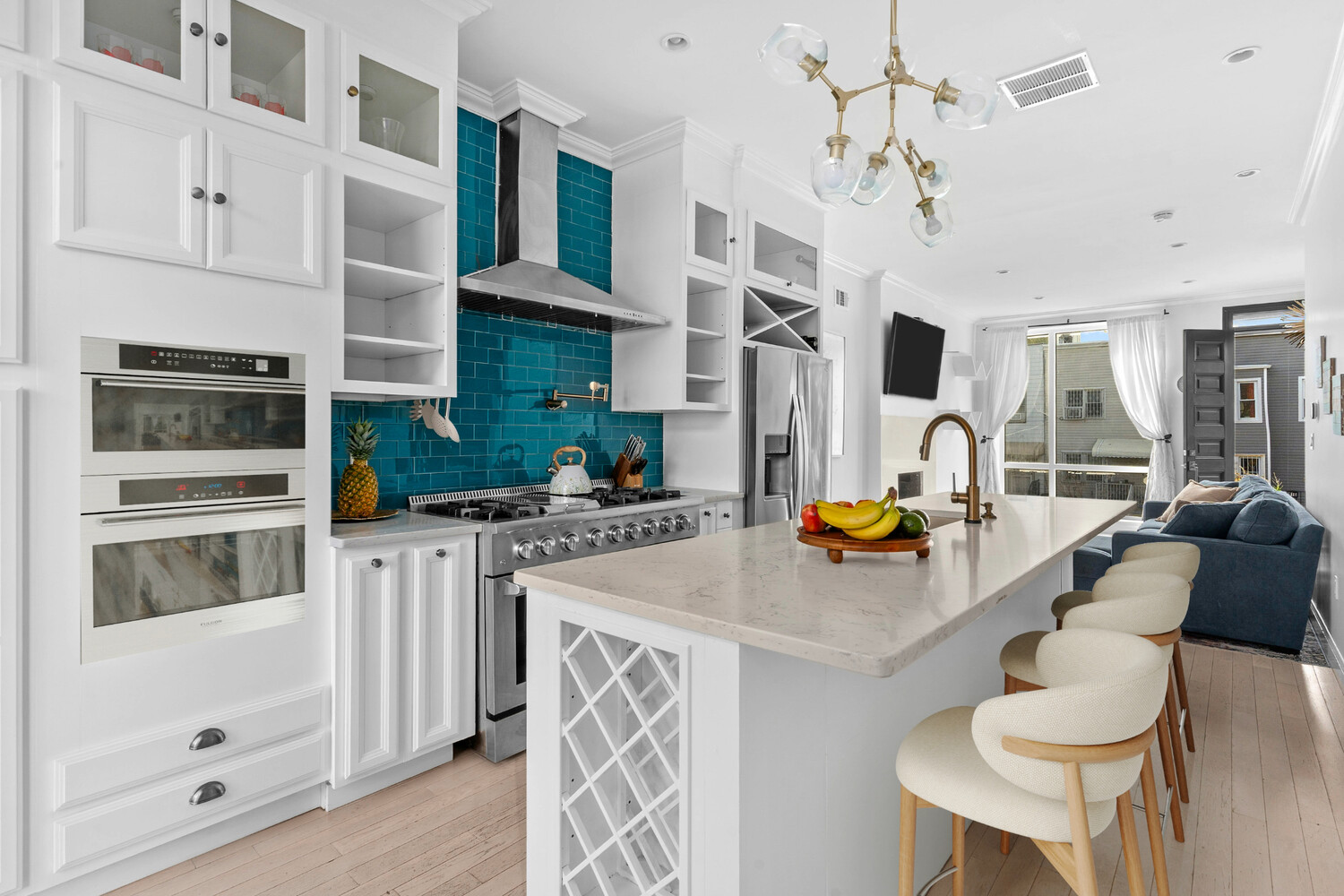15 Dewey Place — photo