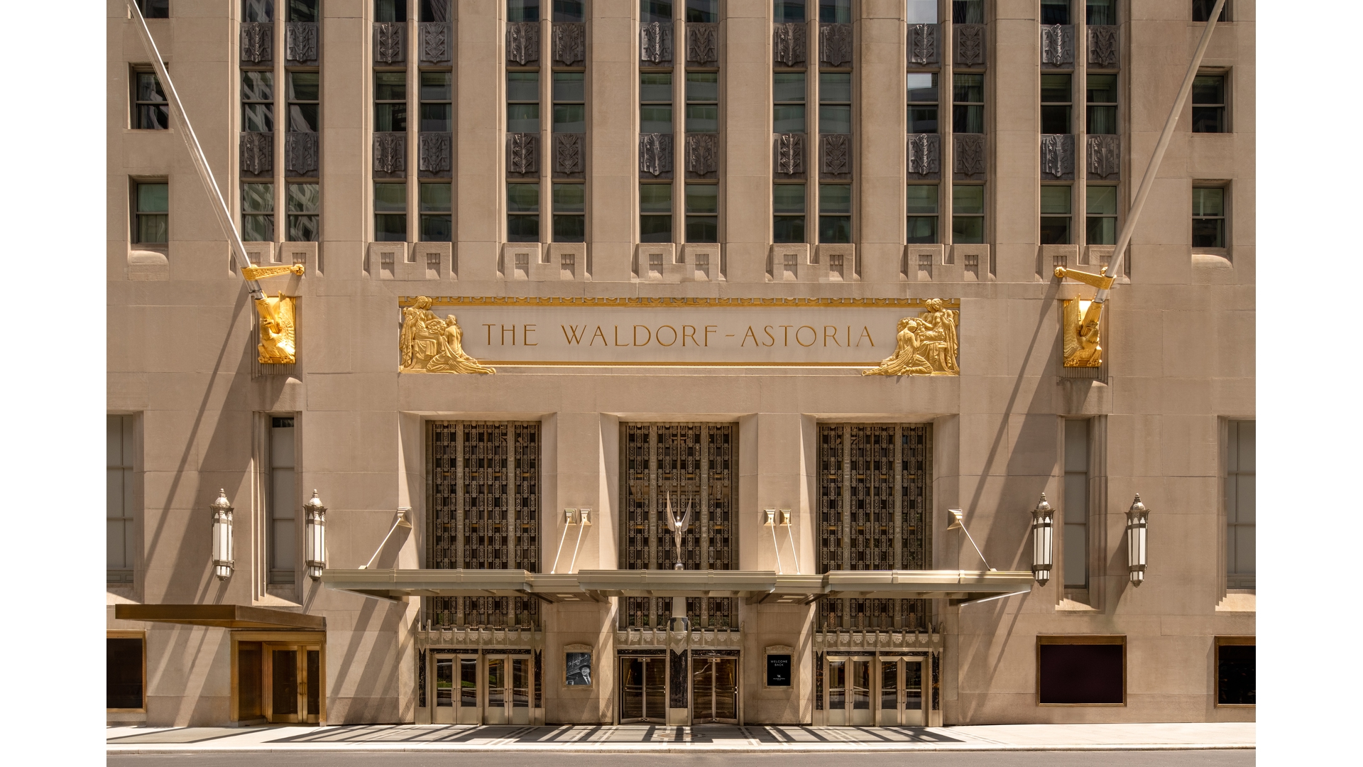 303 Park Avenue 2202 — photo
