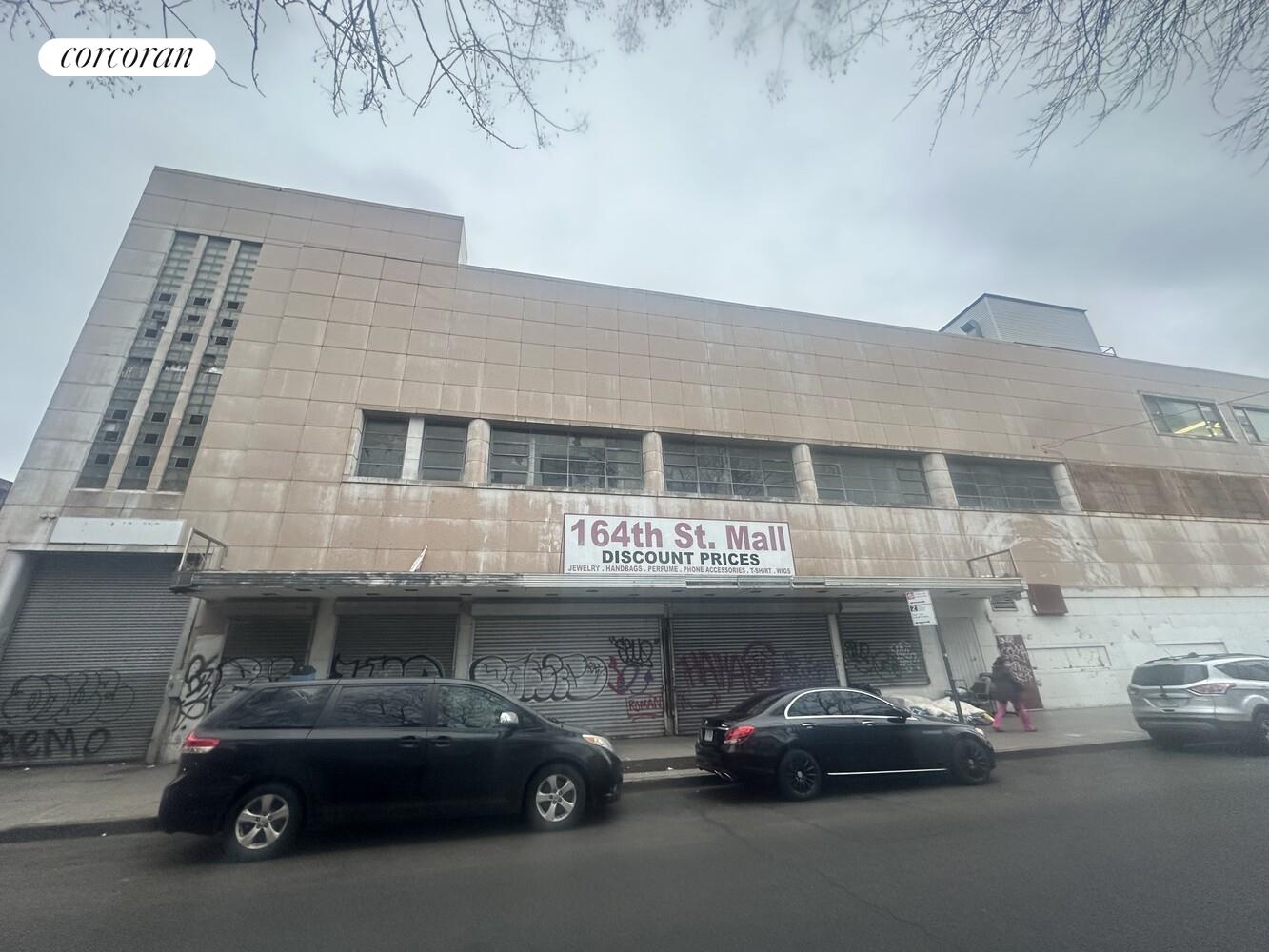 89-71 164th Street Commercial — photo