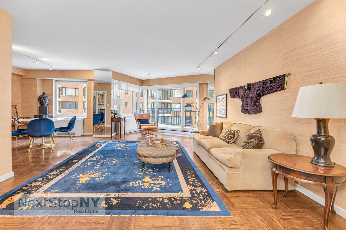 60 Sutton Place S 8Gn — photo