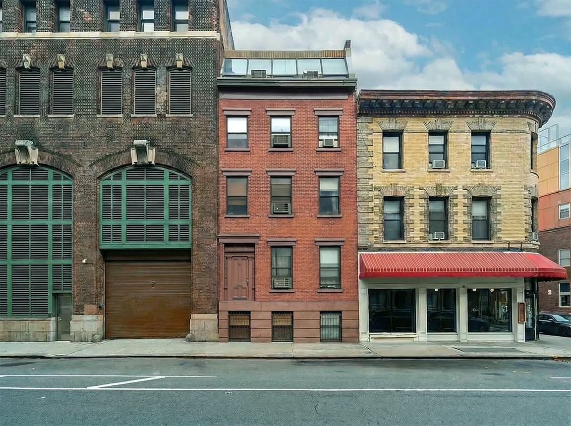 681 Greenwich Street 1 — photo