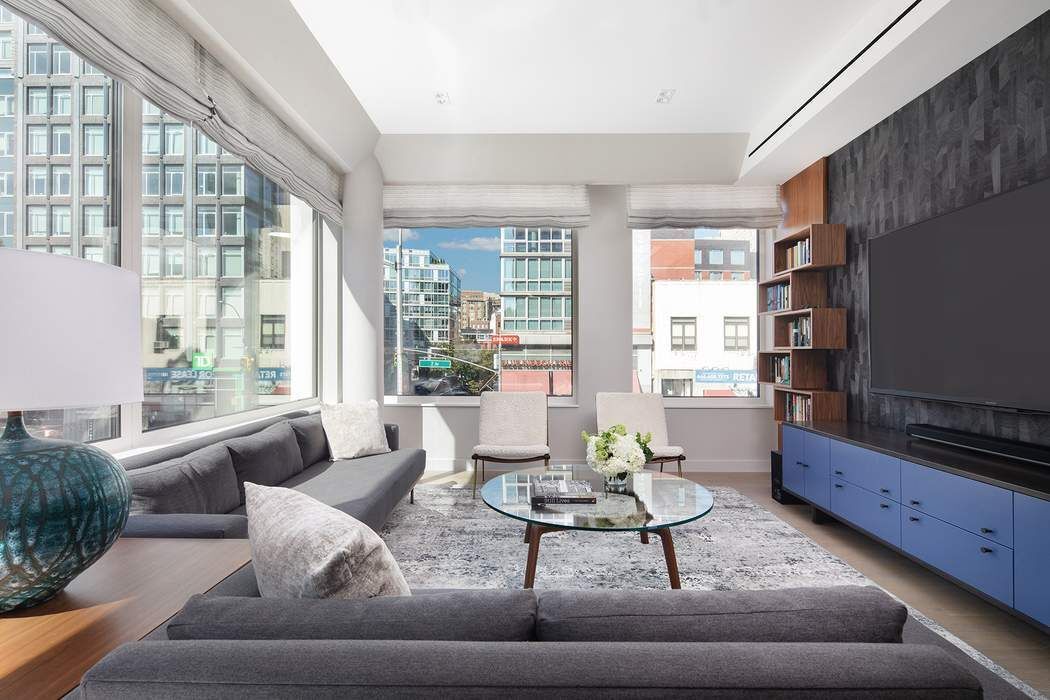 32 E 1st Street 2C — photo
