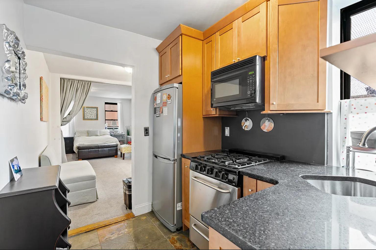 514 W 50th Street 5Rw — photo