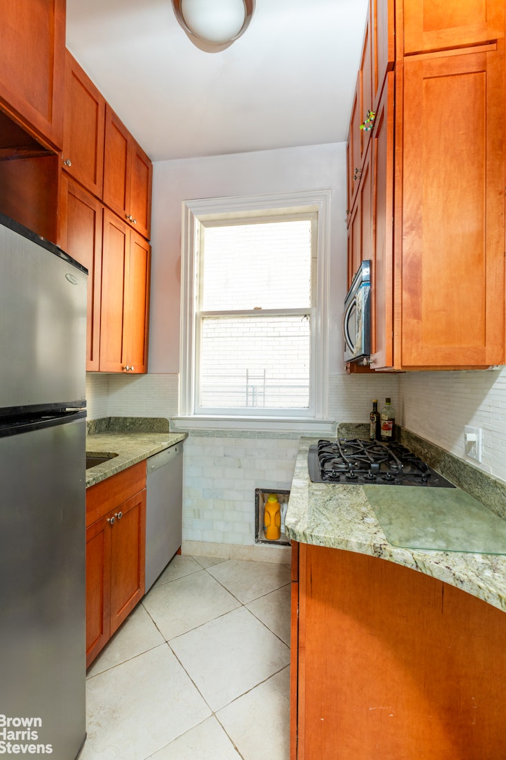 1060 Park Avenue 9B — photo