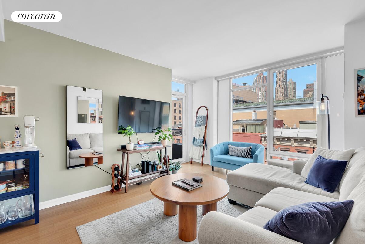 350 W 53rd Street 6G — photo