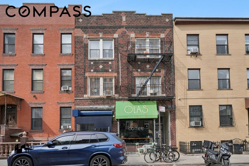 495 Lorimer Street — photo