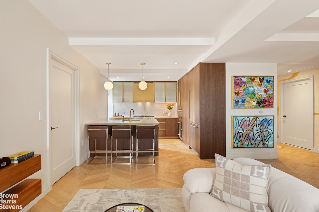393 W End Avenue 9D — photo