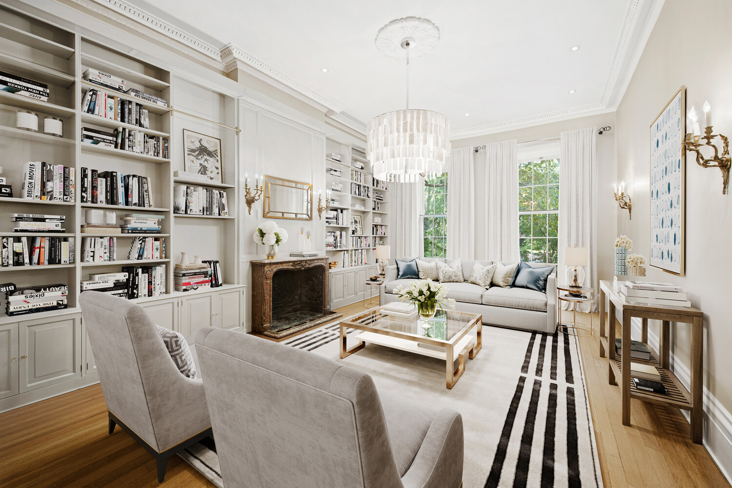 26 Washington Square N — photo