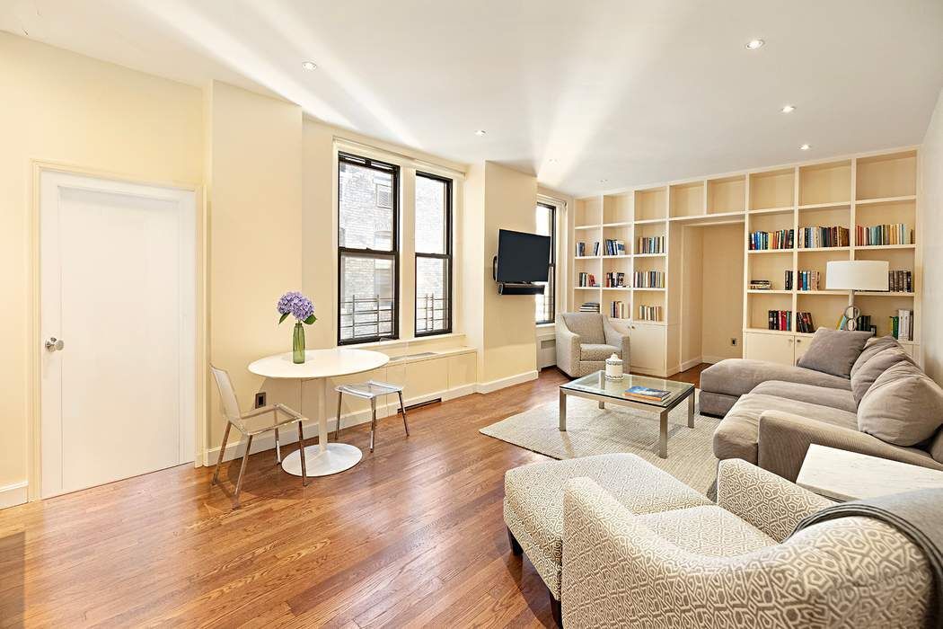 525 Park Avenue 10D — photo