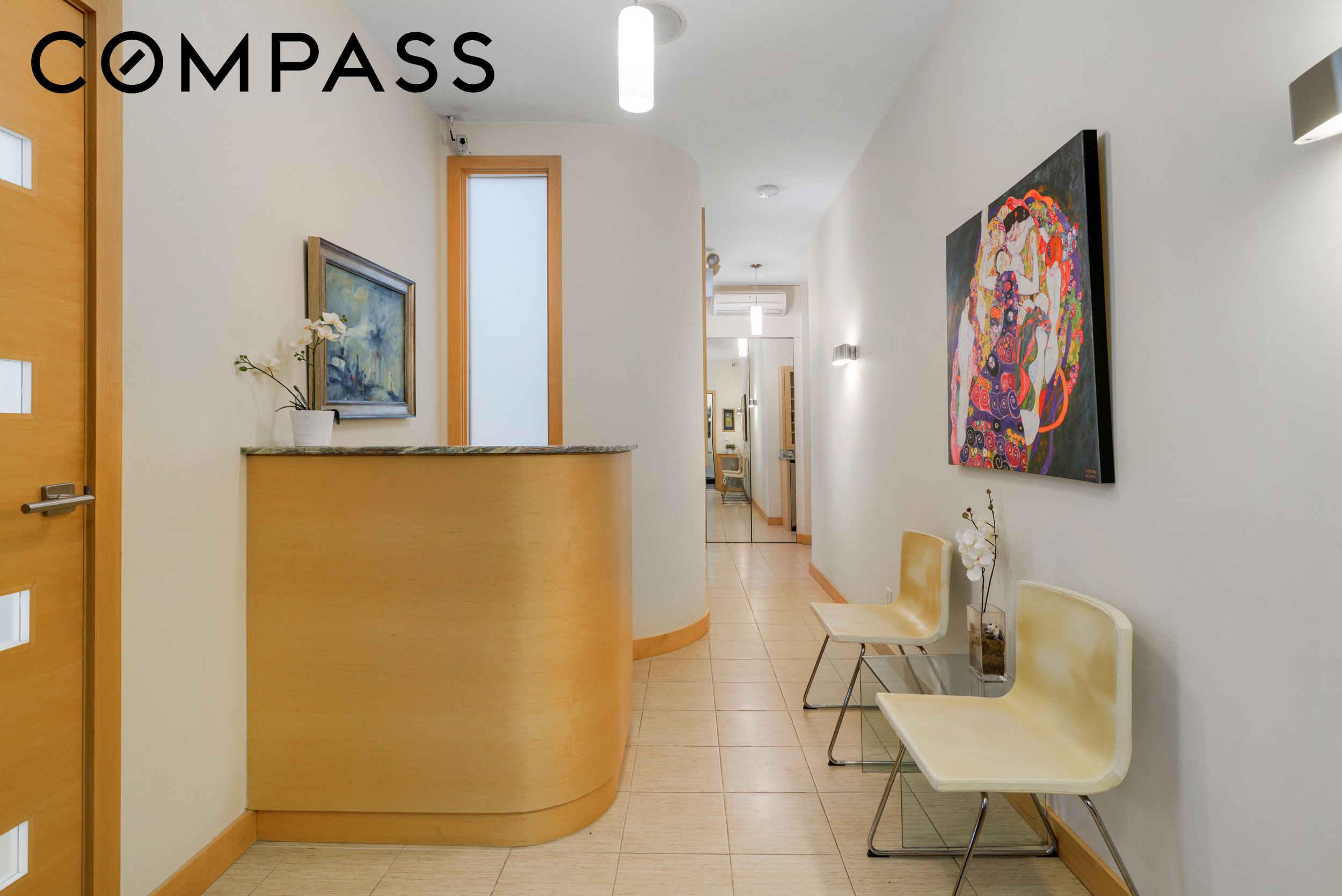 570 Park Avenue Ground D — photo