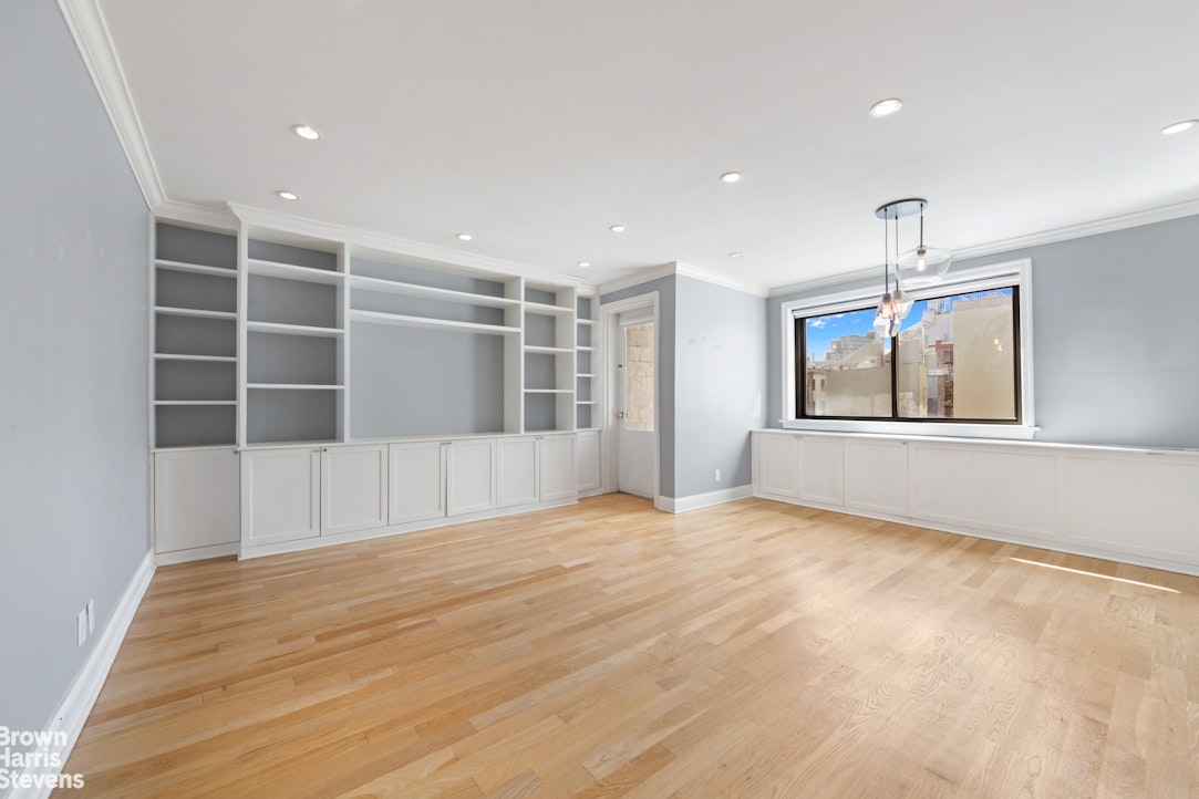 85 8th Avenue 5W — photo