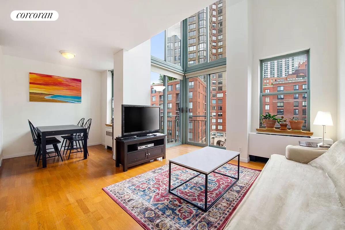 21 S End Avenue 624/724 — photo