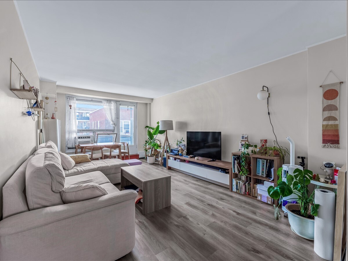 98-20 62nd Drive 15G — photo