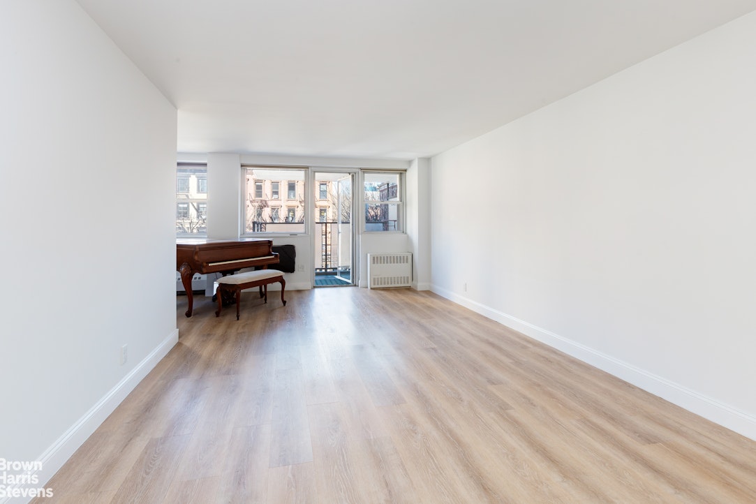 75 Henry Street 1K — photo