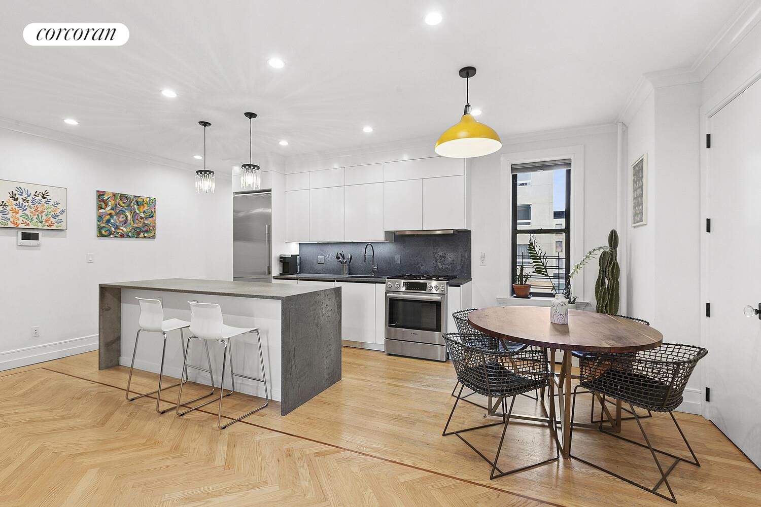 24-39 38th Street C7C8 — photo