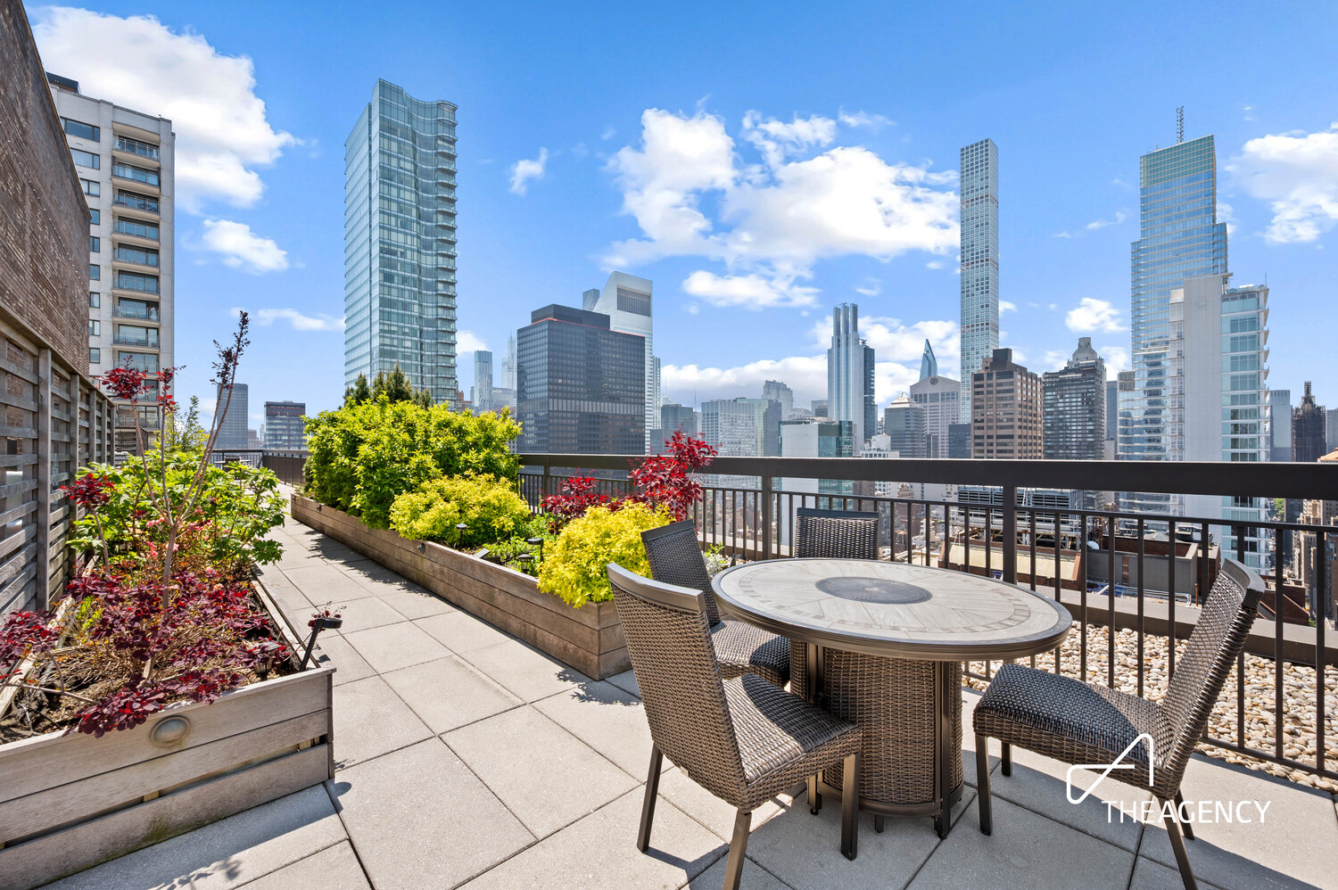 300 E 59th Street 2801/2802 — photo