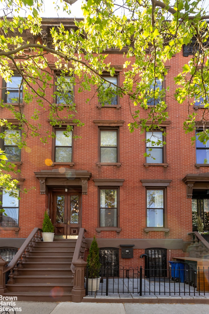 72 Conselyea Street — photo
