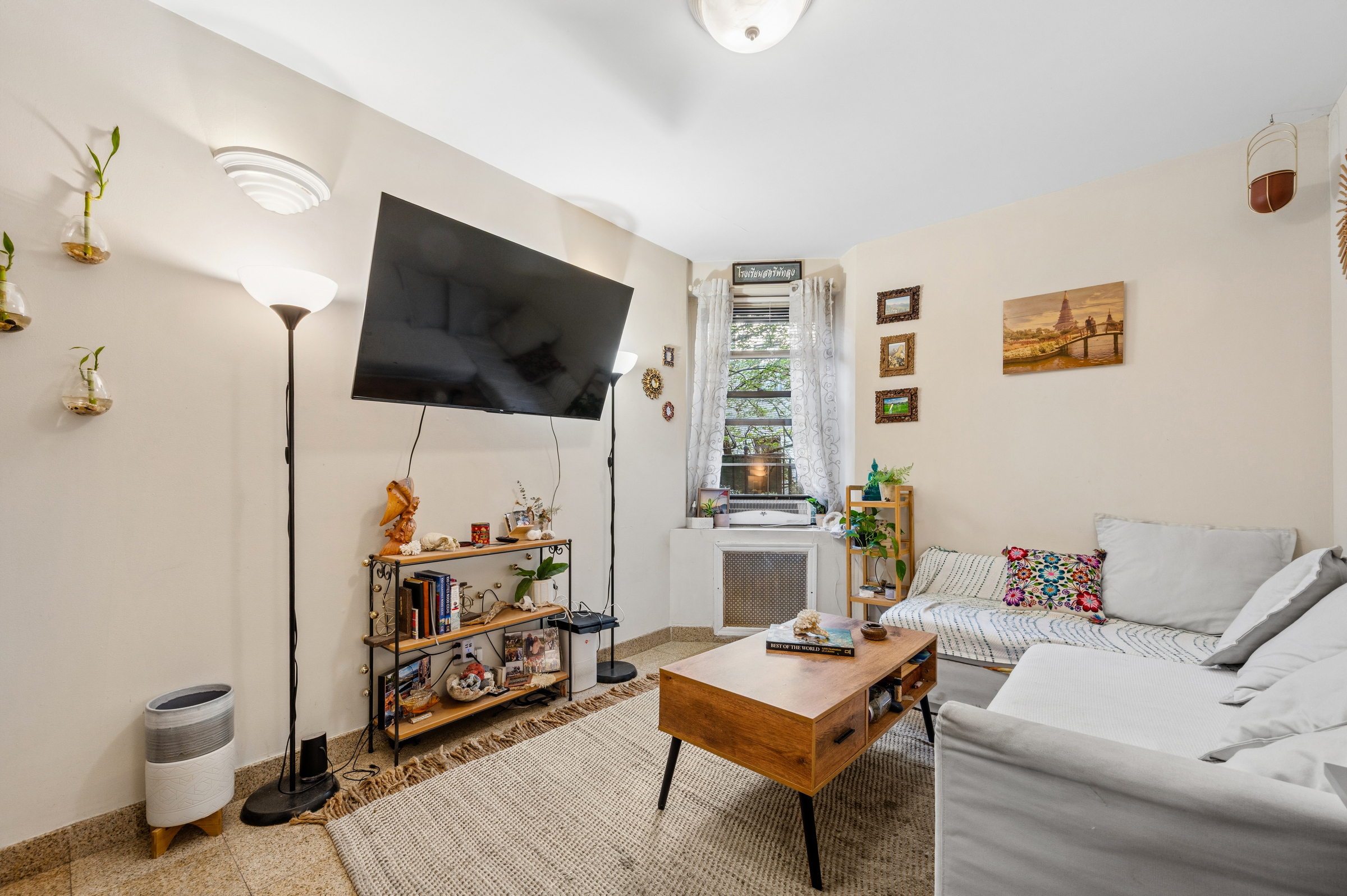 21-06 35th Street 2C — photo