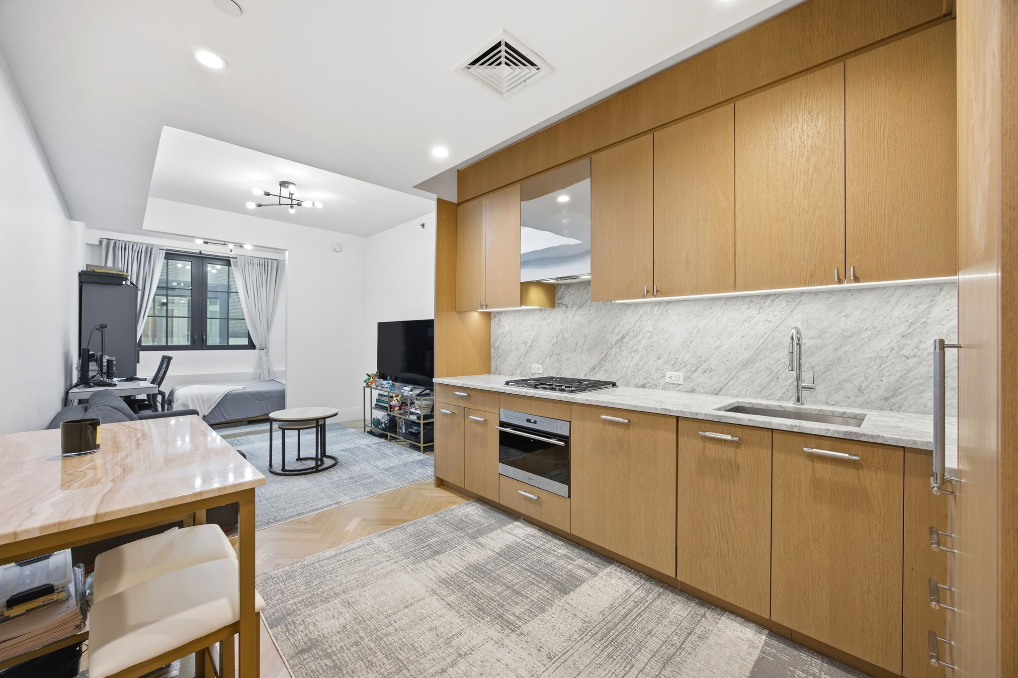 300 W 122nd Street 5R — photo