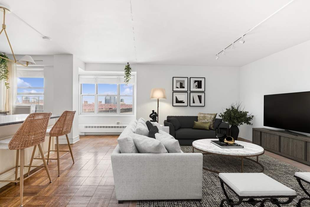 568 Grand Street J1202 — photo