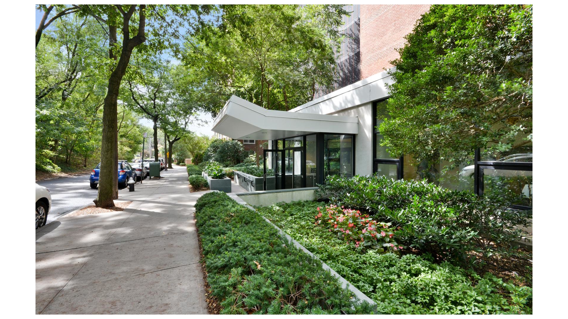 2575 Palisade Avenue 12C — photo