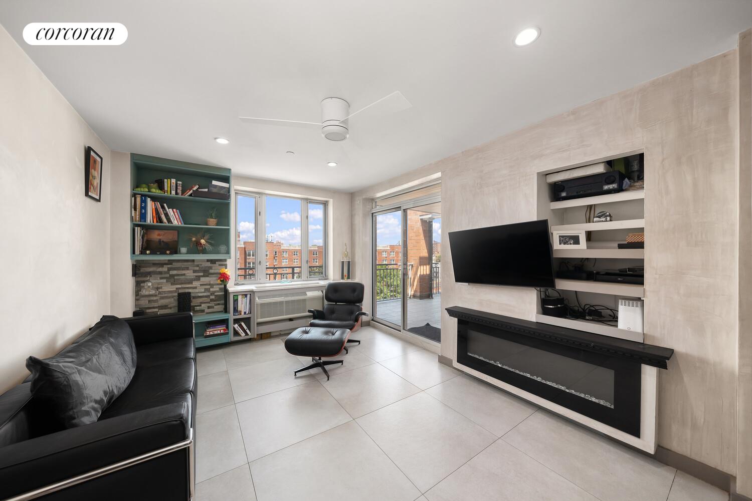 63-14 Queens Boulevard 8K — photo