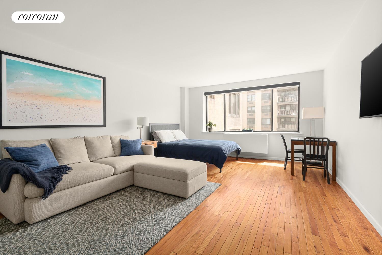 211 W 71st Street 7D — photo