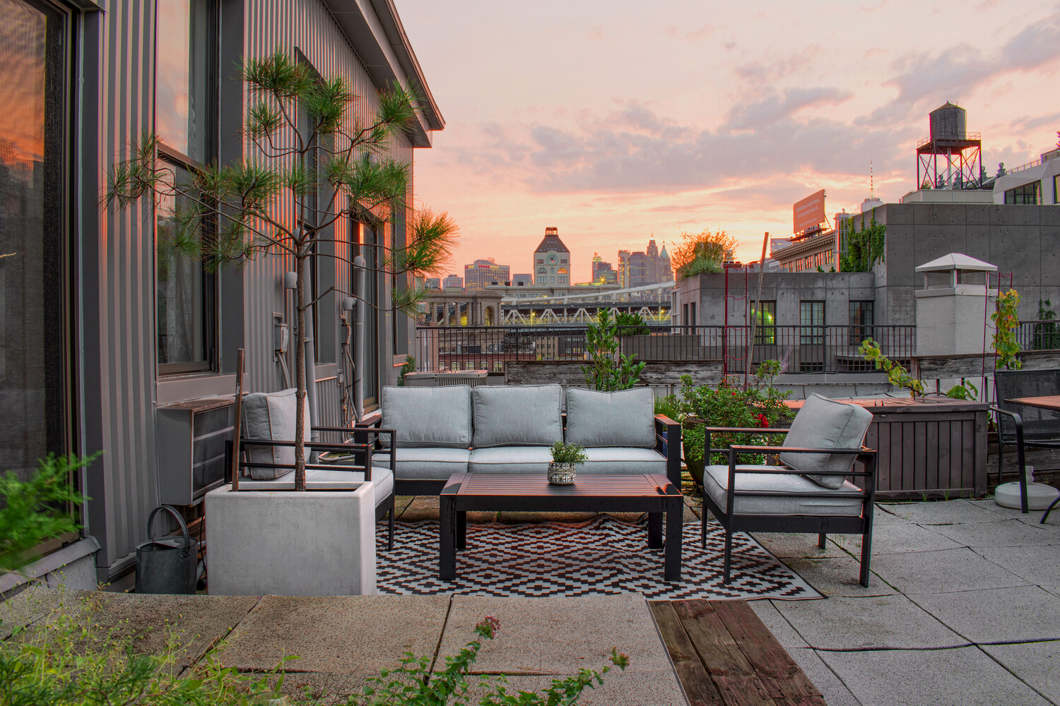 50 Bridge Street 618 — photo