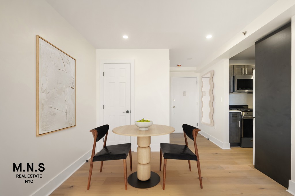 102-10 Queens Boulevard Unit 201 — photo