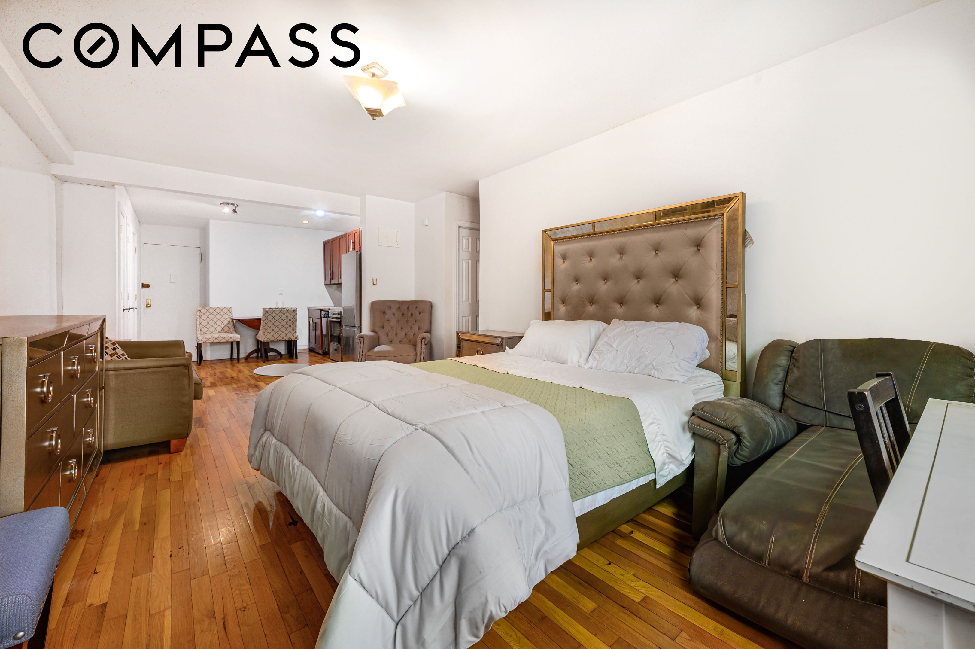 275 Webster Avenue 3G — photo
