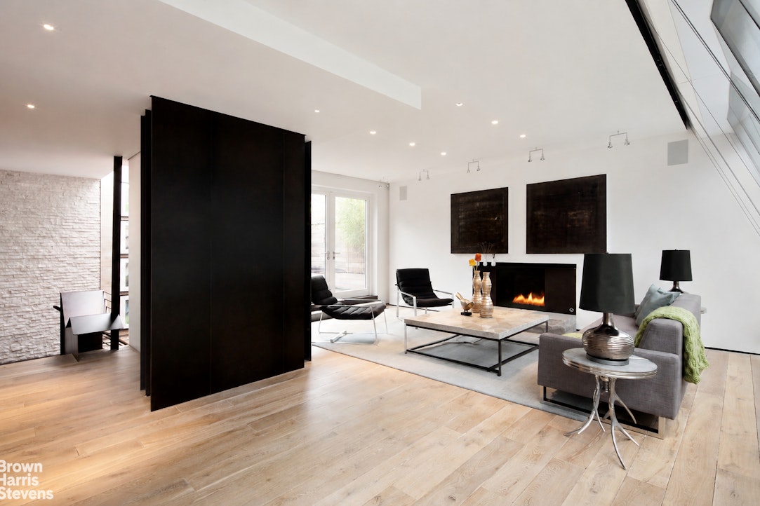 28 W 38th Street Phw — photo