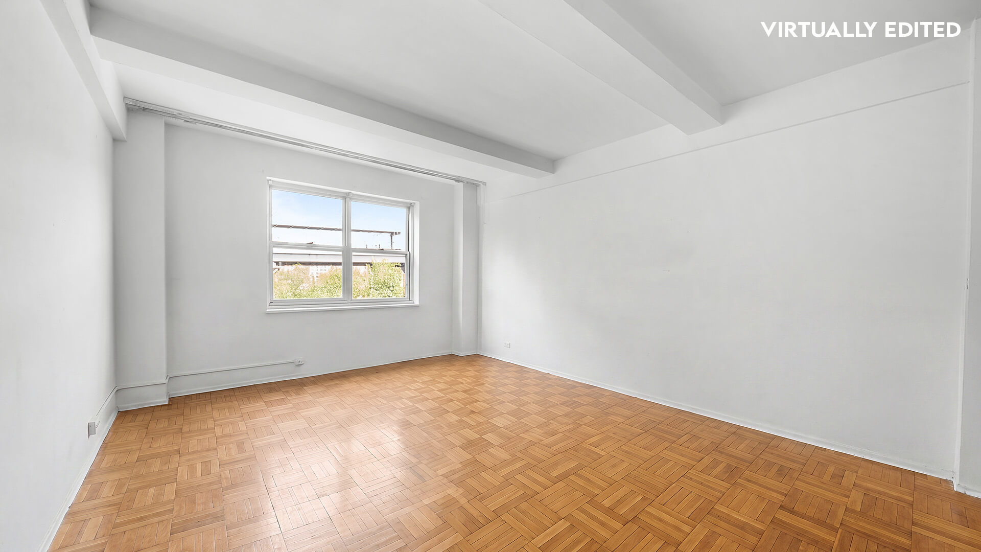 550 Grand Street J4B — photo