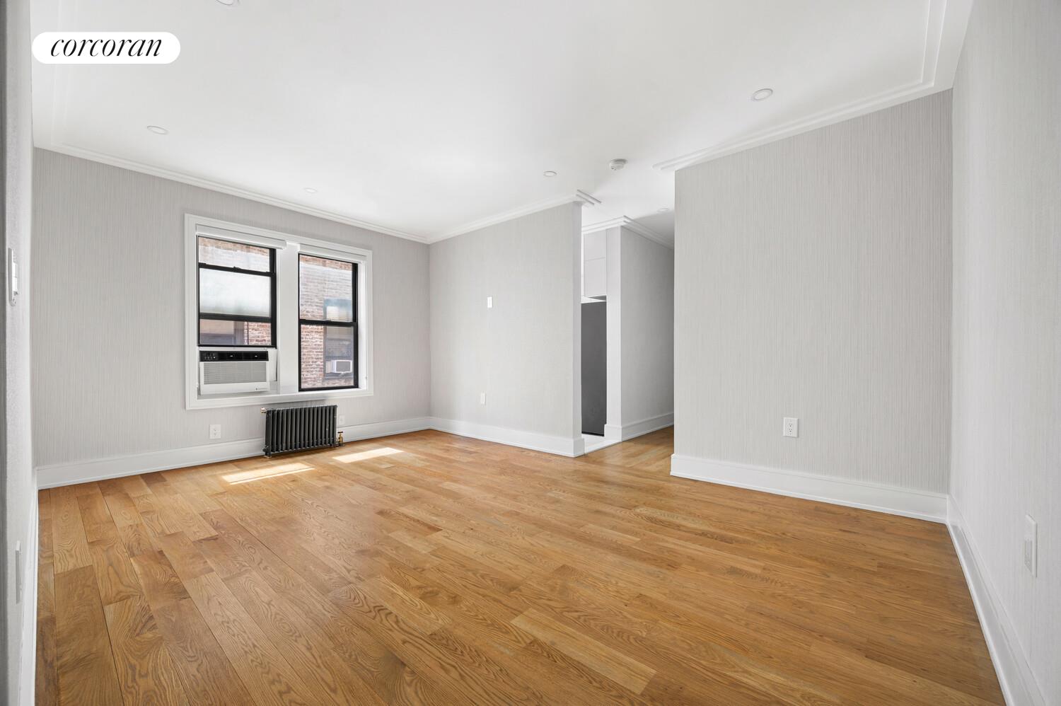 325 E 80th Street 4H — photo