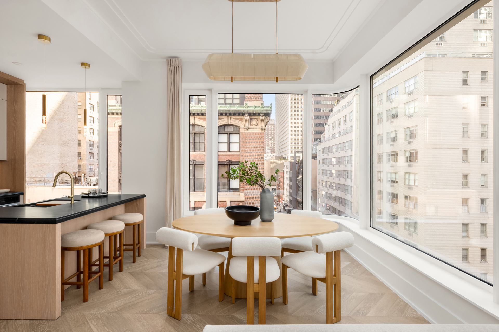 660 Lexington Avenue Phd — photo