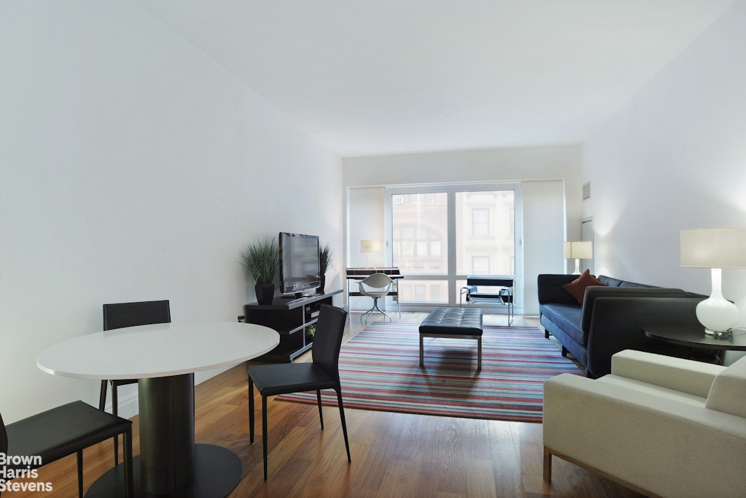 33 W 56th Street 6C — photo