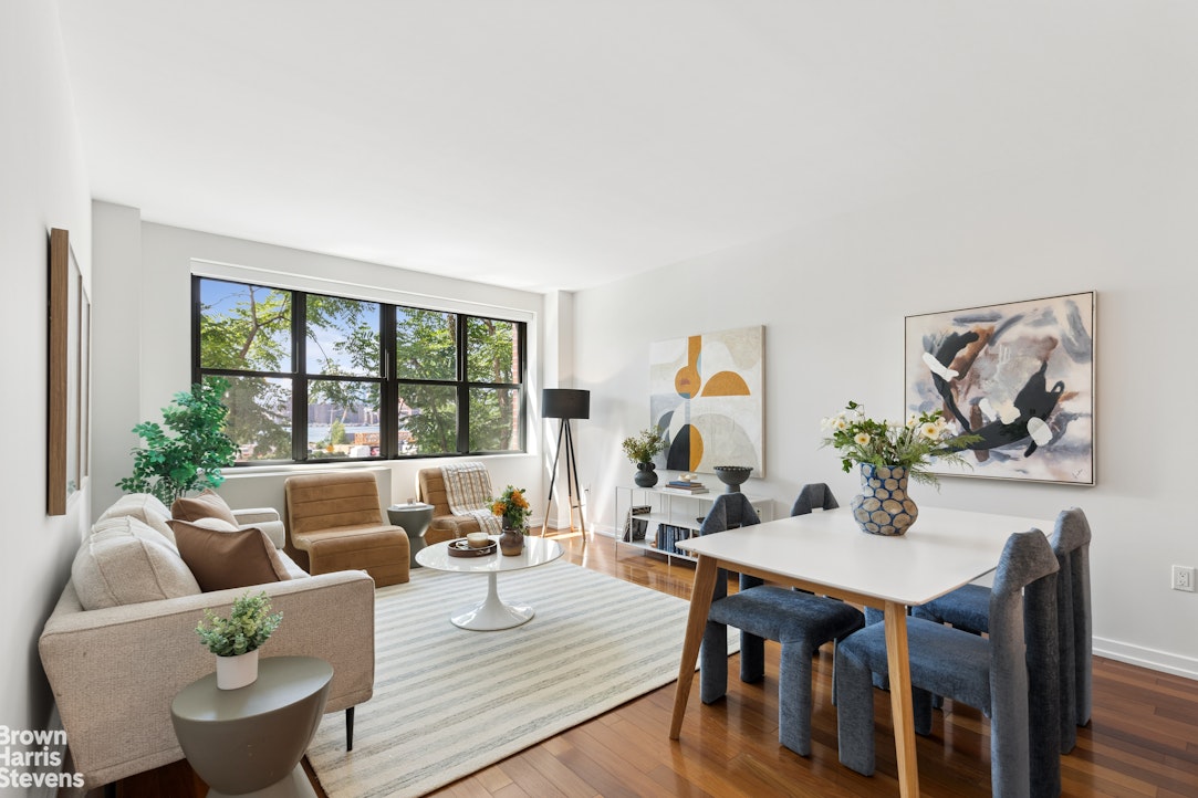 58 Metropolitan Avenue 2D — photo