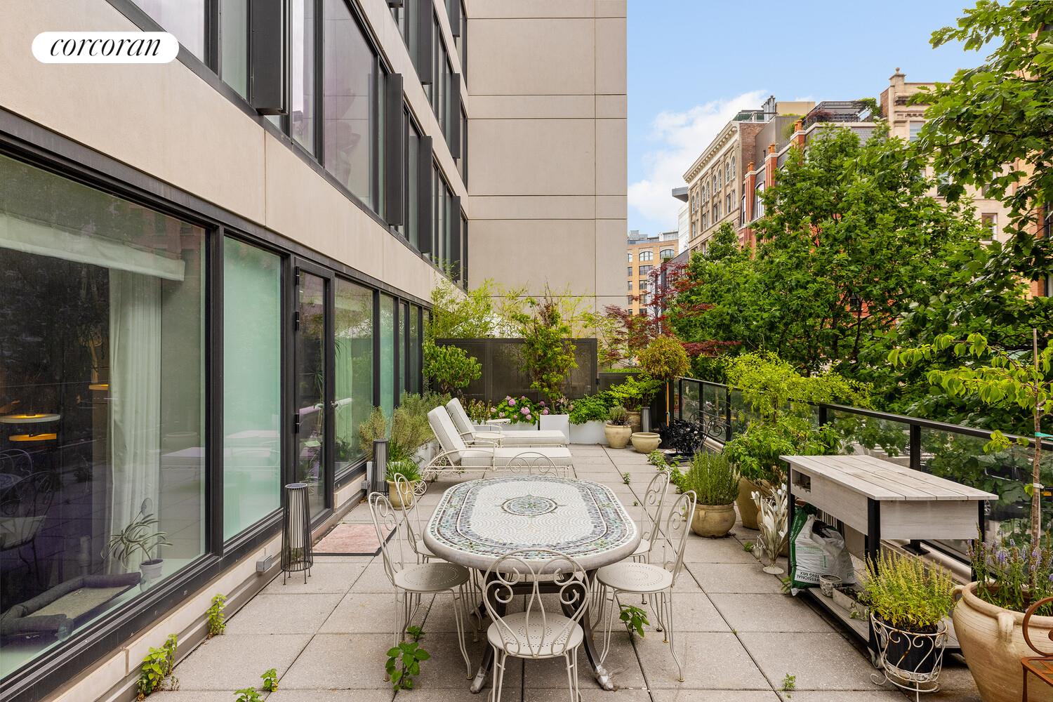 450 Washington Street 218 — photo