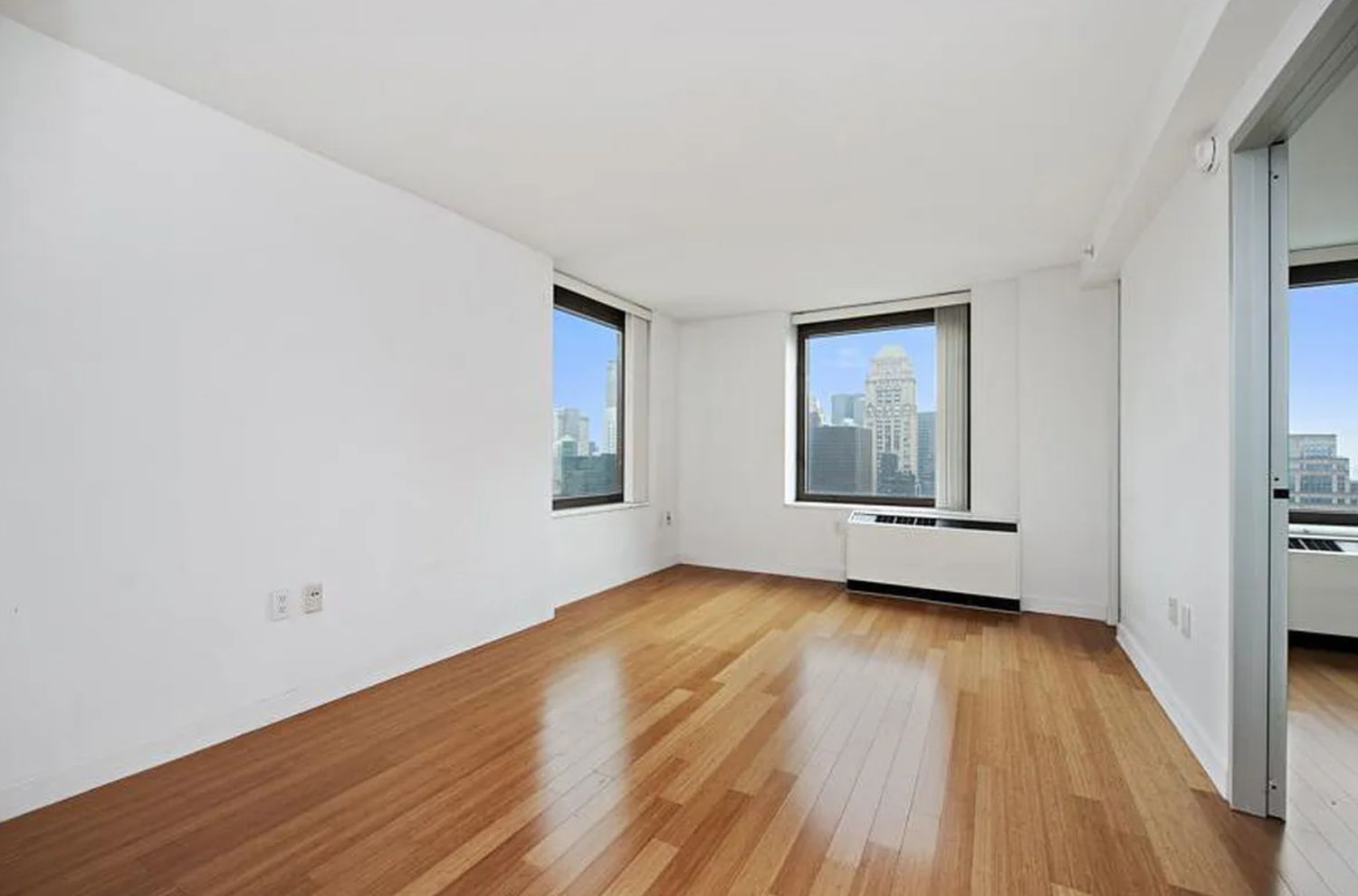 100 W 39th Street 42E — photo