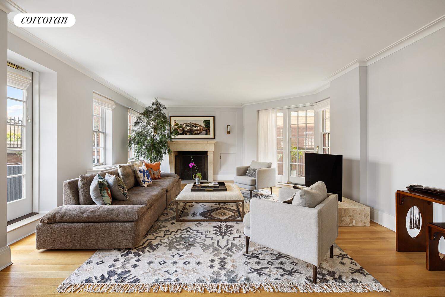 52 E 72nd Street Pha — photo