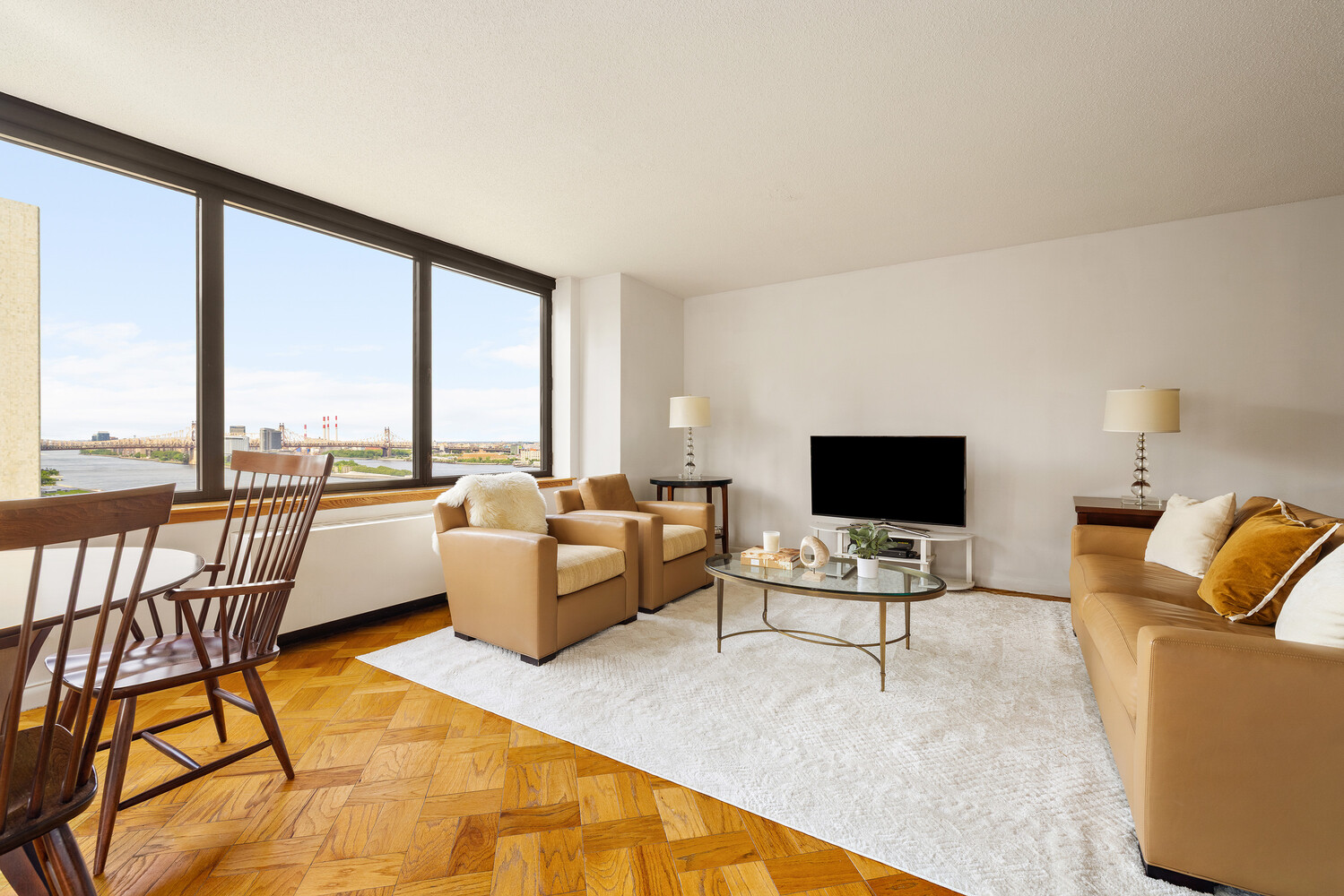 415 E 37th Street 21/J — photo