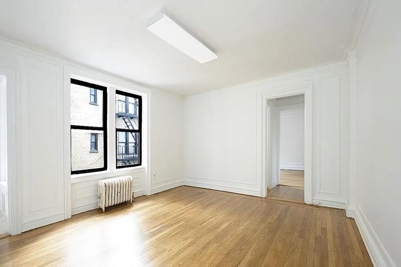 319 W 18th Street 5-K — photo