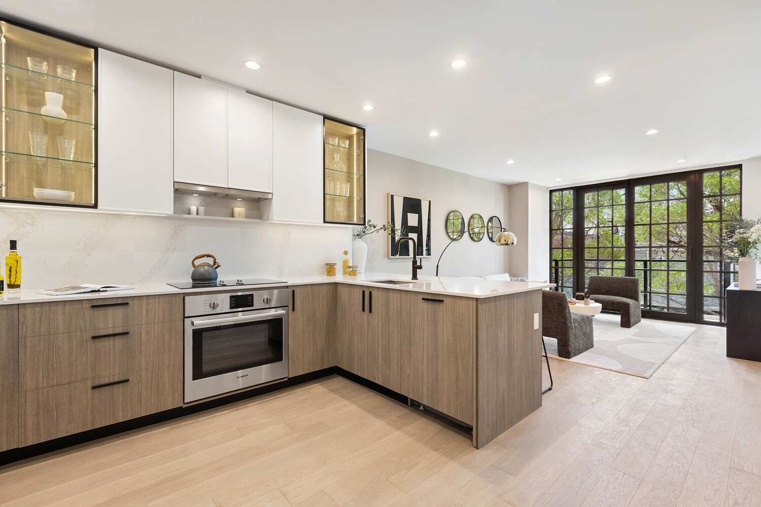 25-23 Newtown Avenue 3C — photo