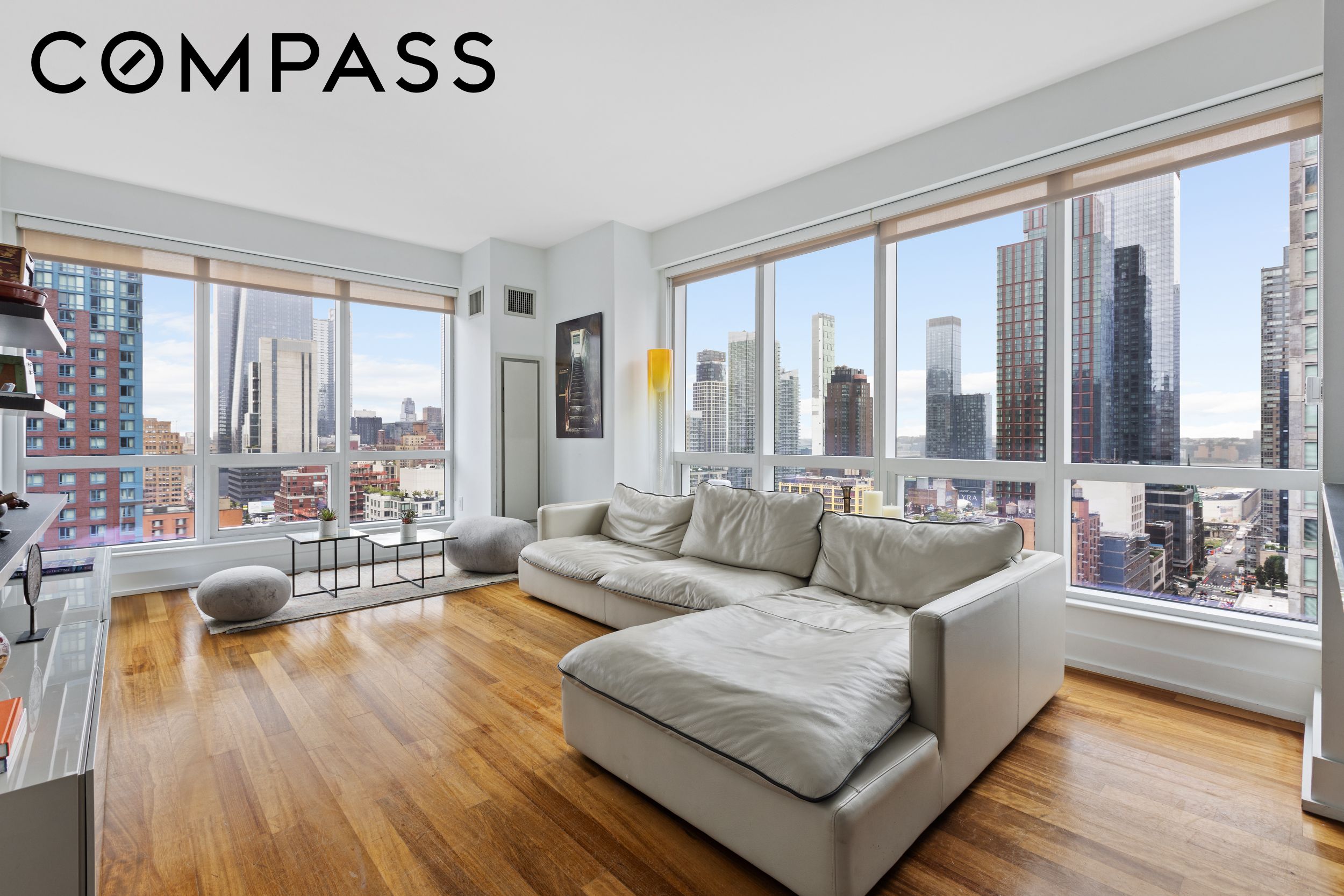 350 W 42nd Street 20L — photo