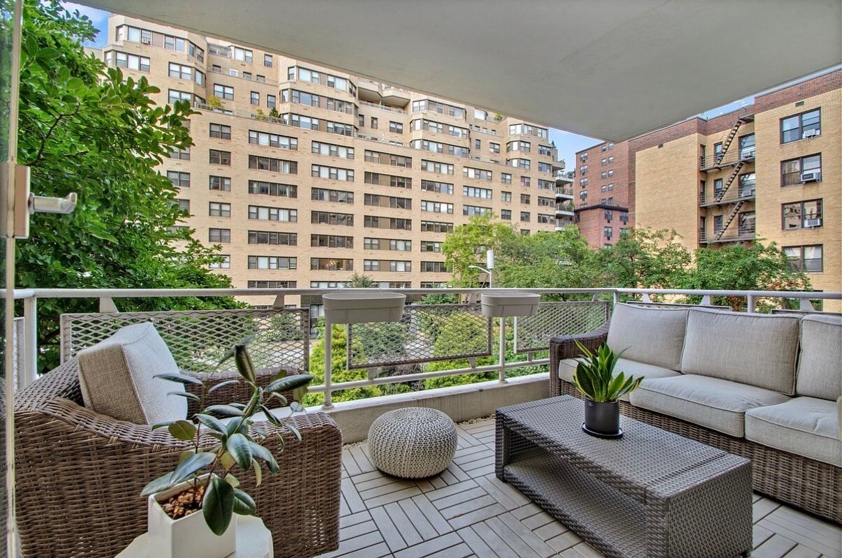 40 E 9th Street 3G — photo