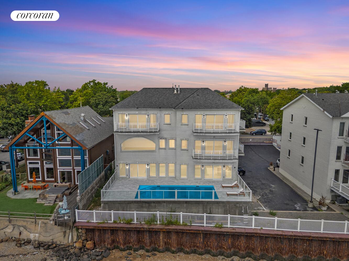 4 Angelas Place — photo
