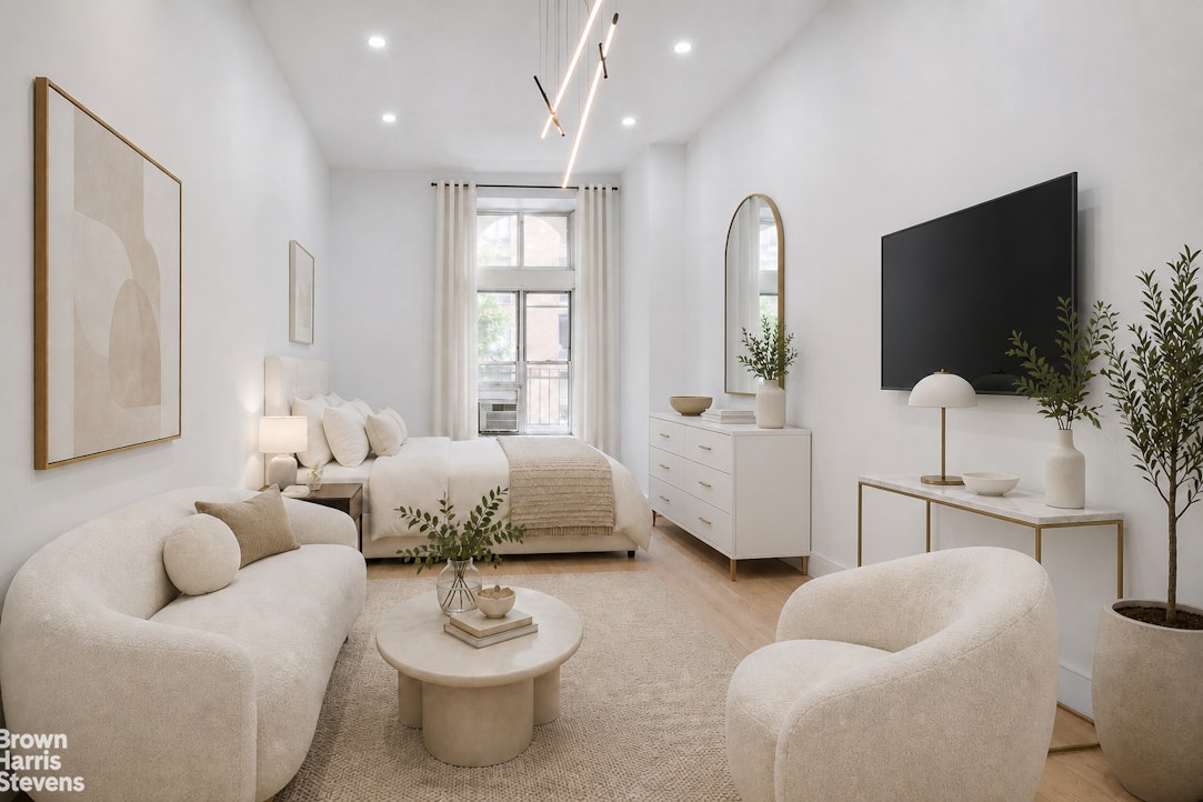23 Waverly Place 2Y — photo