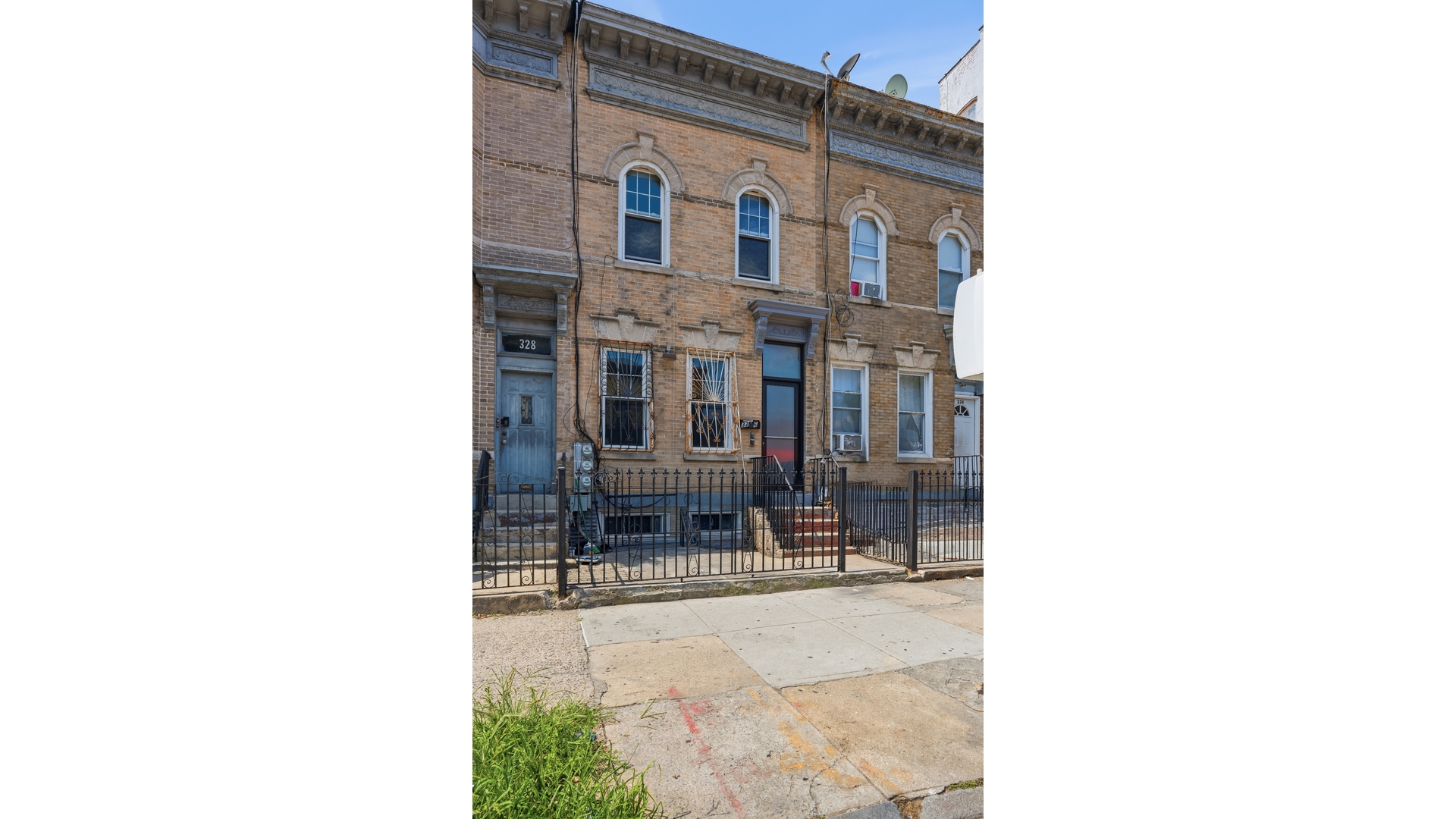 326 Irving Avenue — photo