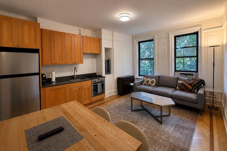 1-3 Minetta Street 2-B — photo